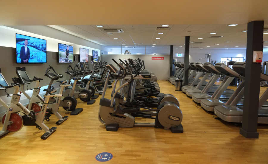 Lifestyle fitness lightwater jobs